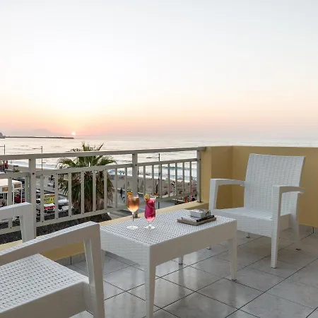 Unique Seaside Apartment Resmo Dış mekan fotoğraf